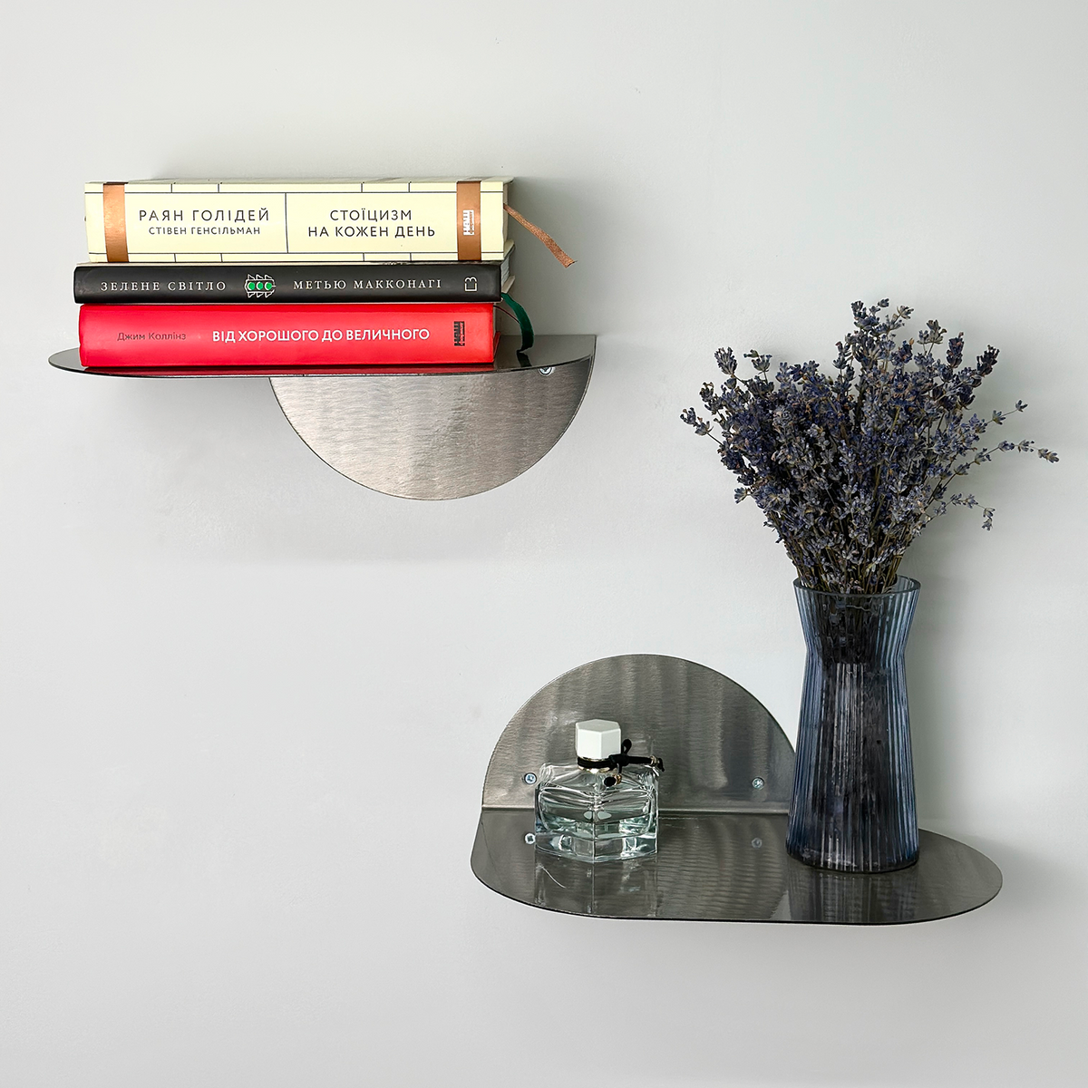 Compact Metal Wall Shelf with Rounded Base – M03