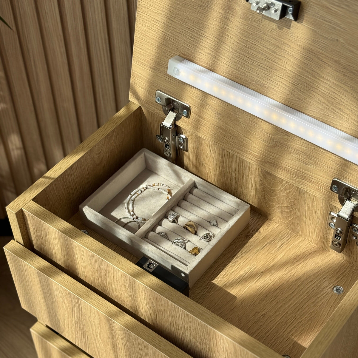 Jewelry & Watch Organizer – Design 1