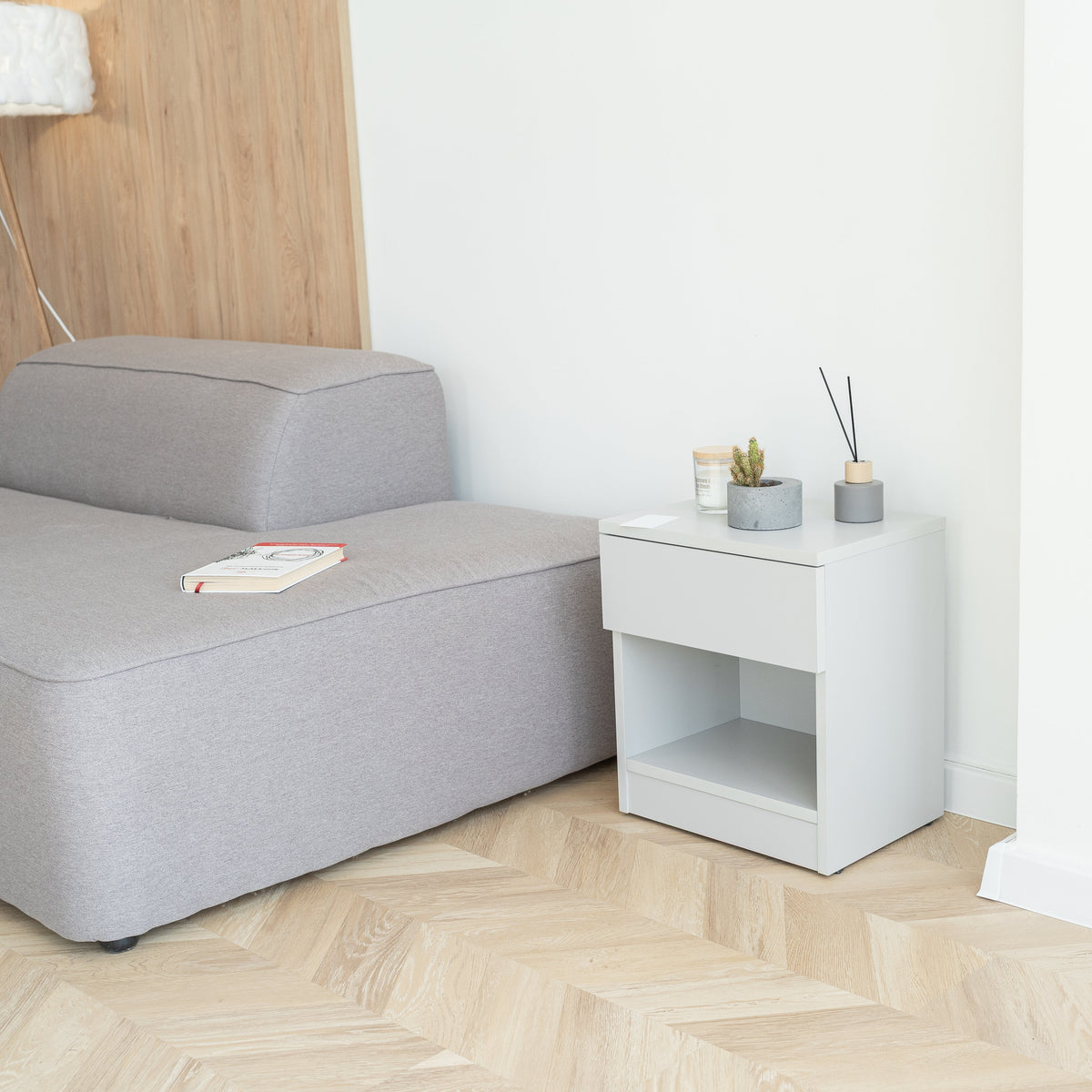Easy Assembly Nightstand with Concealed Storage – B22-K