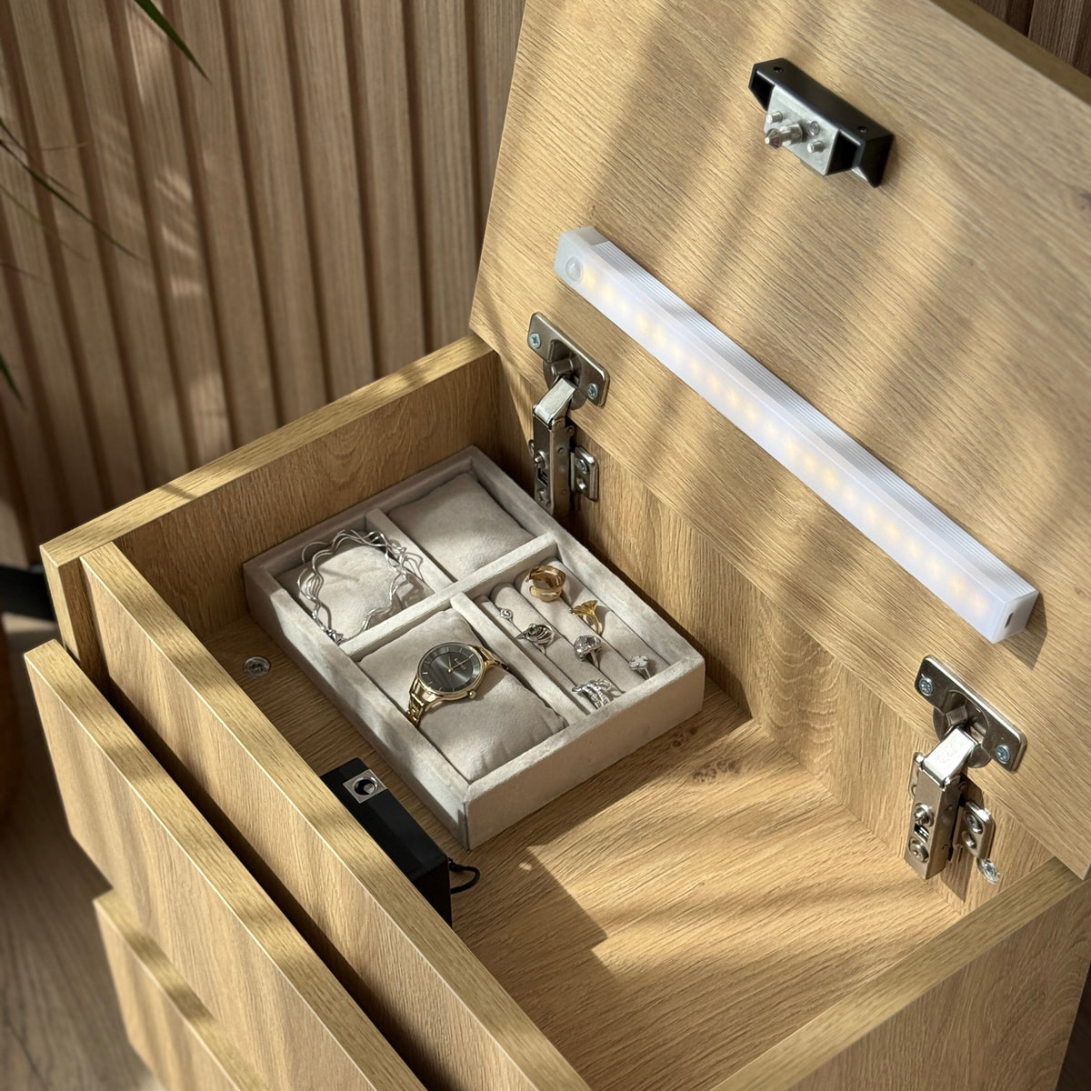 Jewelry & Watch Organizer – Design 2