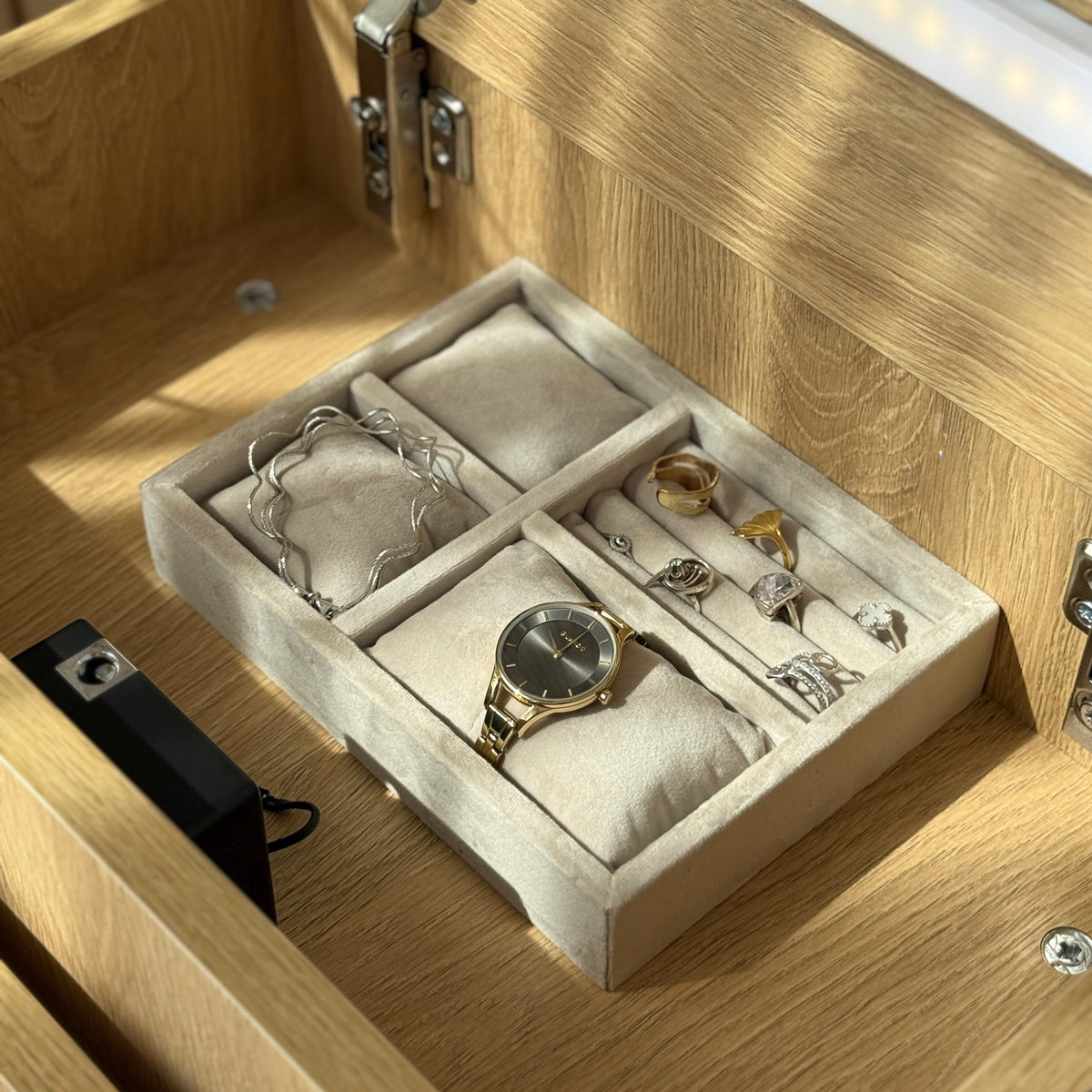 Jewelry & Watch Organizer – Design 2